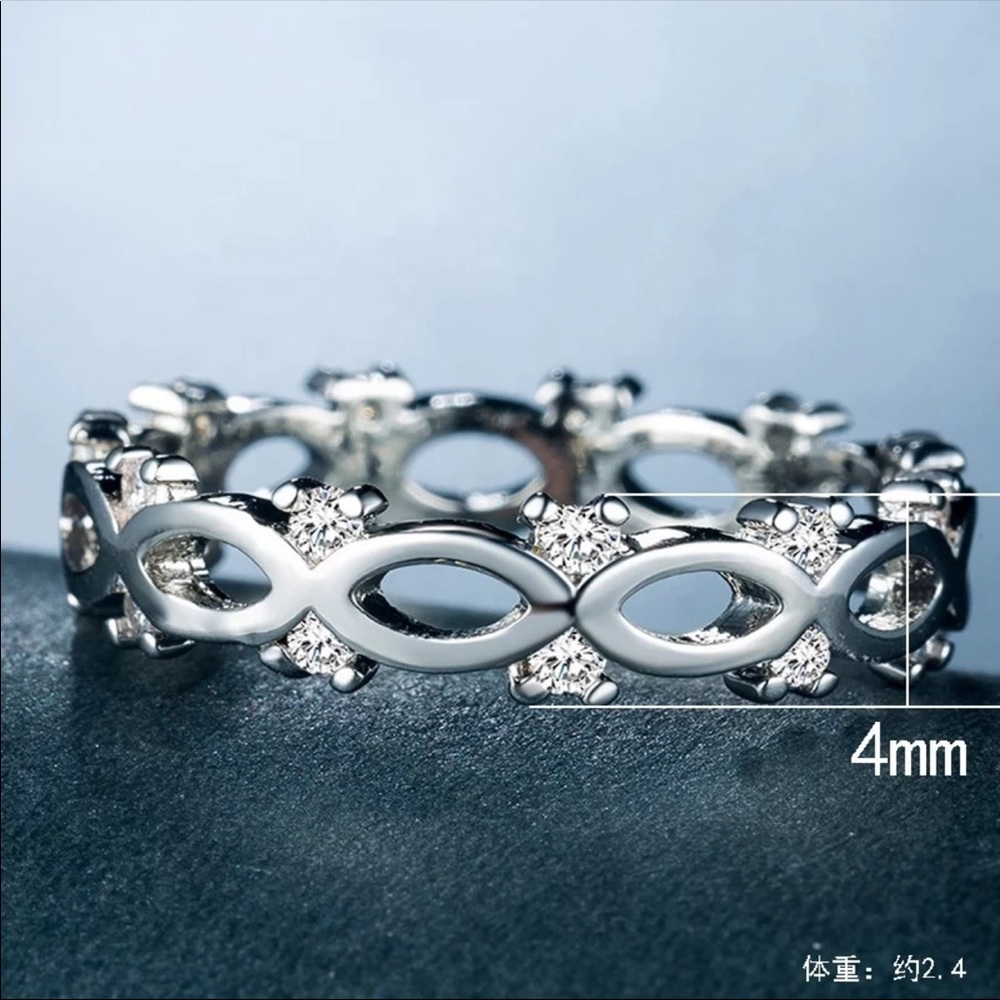 New 925 Silver Oval Cut Diamond Ring 💍 Band - Picture 2 of 4